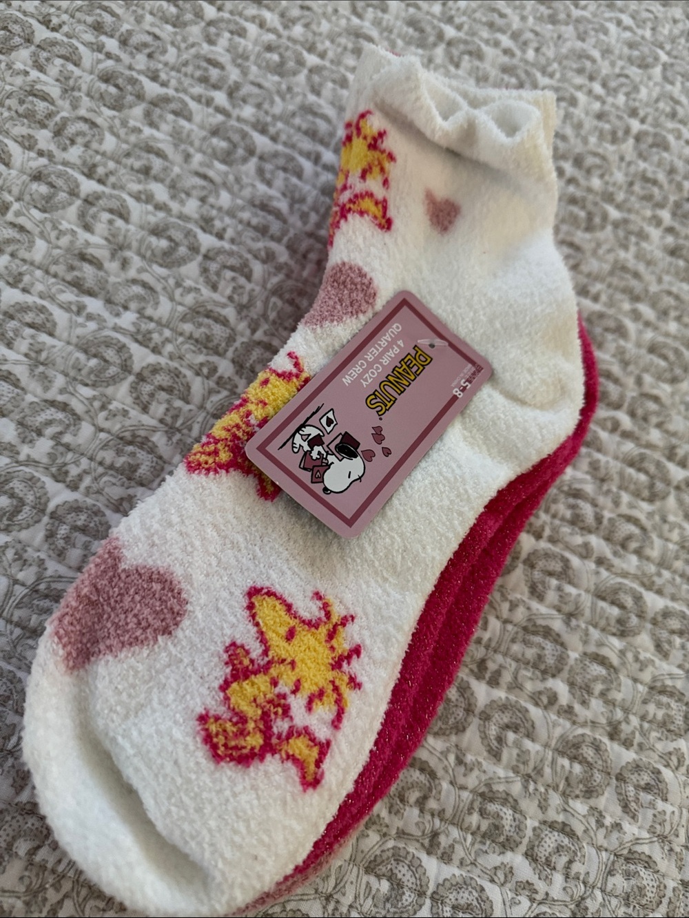 Peanuts White, Pink & Yellow Kids Ankle Socks with Snoopy Tag
